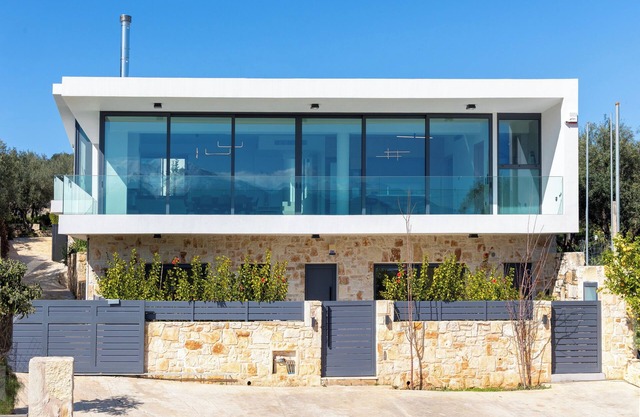 White View Villa by Alex – Your Dream Holiday in the Heart of Crete