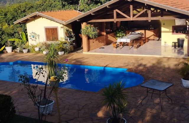 Wonderful estate in gated community