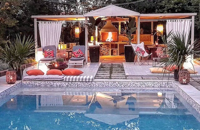 Wonderful villa for 7 guests with A/C, private pool, WIFI, TV, veranda, pets allowed and parking