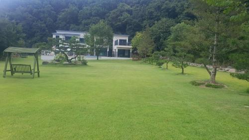 Wonju Gwirae 630 Dog Pool Villa