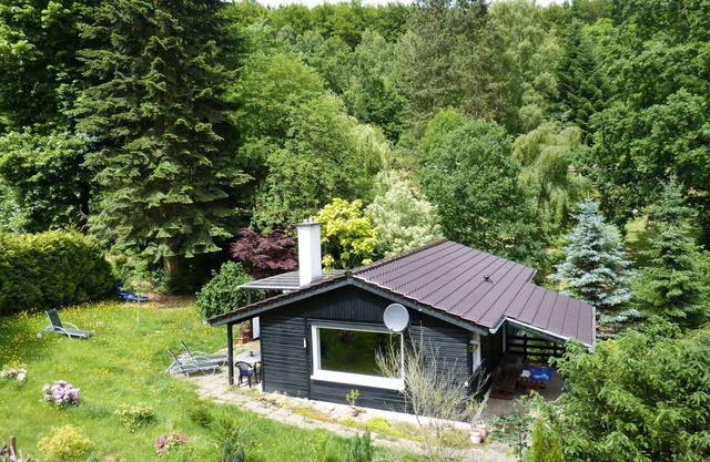 Wooden bungalow in the Reinhardswald nature park with 1,000 m² of land - near Kassel