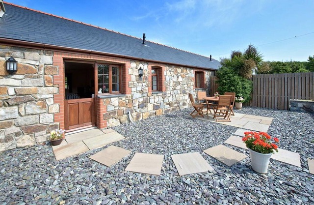 Y Betws - Two Bedroom House, Sleeps 4