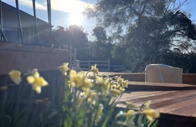 Yosemite's Nature Tranquility- EV charging/Deer viewing/Family Friendly Home