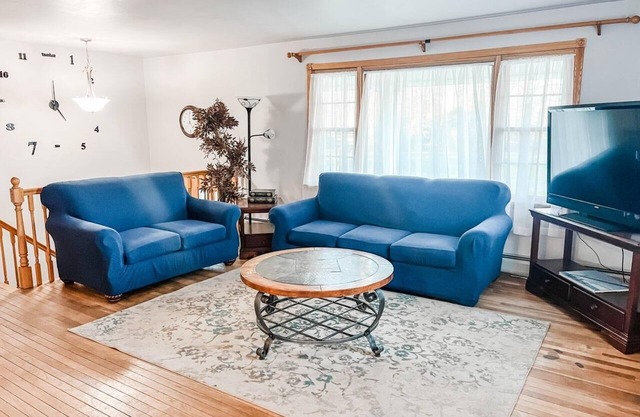 Your Conneaut Lake Getaway: Comfy 3BR Duplex, Hot Tub, Fenced Yard!