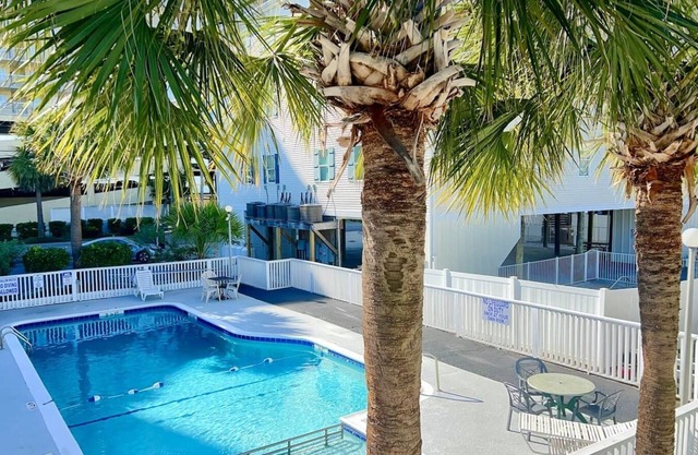 Your conveniently located North Myrtle Beach bungalow awaits!
