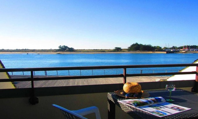 Etel Apartment | Étel - Studio Fonctionnel 25 m² - Plages à Proximité - Animaux Acceptés - FR-1-479-79
