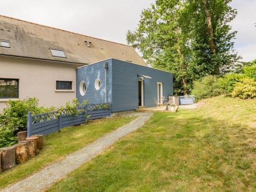 Plesse House | Évasion Marine : Studio avec Jardin Privé, Terrasse et Accès Direct au Canal de Nantes à Brest - FR-1-306-835