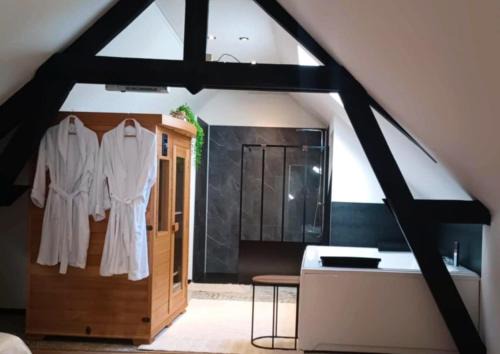 Quievrechain House | Ô13 Loft privatif sauna balnéothérapie à 30min de Pairi Daiza