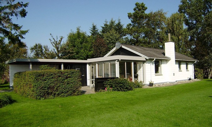 Ronbjerg House | Ørding/Øster Assels, lovely holiday house near Ørding beach. Free Wi-fi.
