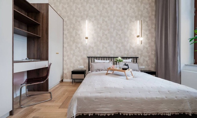 Srodmiescie Apartment | Łódź Downtown Apartment - 42m2, Workspace - by Rentujemy