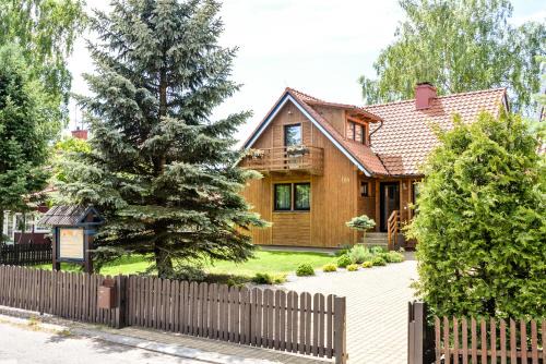 Neringa Villa | Šeimos Vila