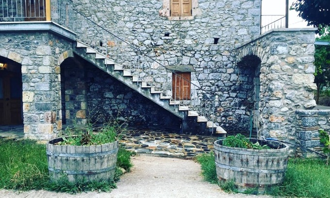 Karyes Apartment | Τraditional Stonebuilt House, mountain Parnon, Karyes Lakonias
