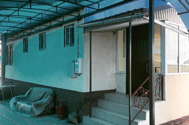 Karakol House | Гостевой дом Березка