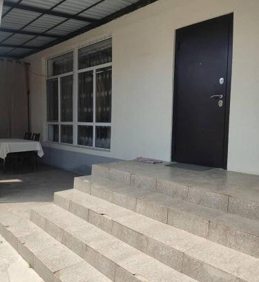 Chok-Tal Apartment | Коттедж на озере Иссык Куль