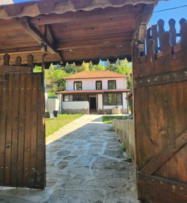 Gabrovo House | къща Еребор