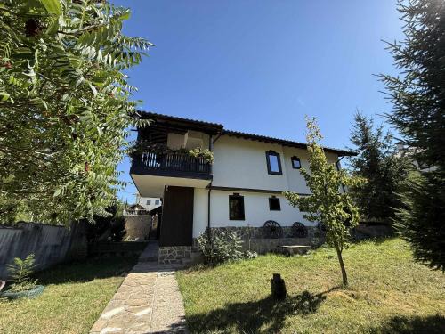 Tryavna House | Къща за гости Сияйна Зора