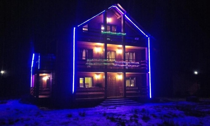 Verkhovyna Cabin | Плай