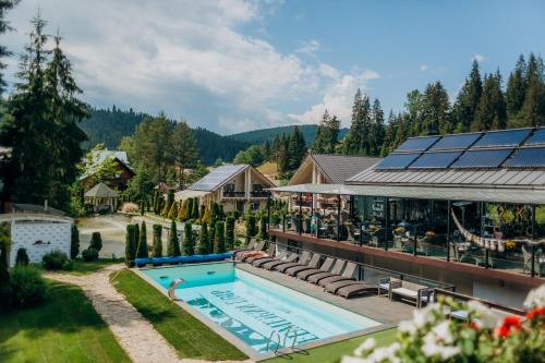 Bukovel Ski Chalet | Шале "Ведмежий Двір"