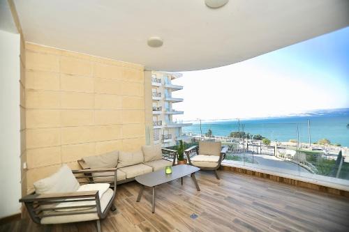 Tiberias Apartment | אירופה בוטיק כנרת - דירת 4 חדרי שינה עם בריכה ונוף לכנרת