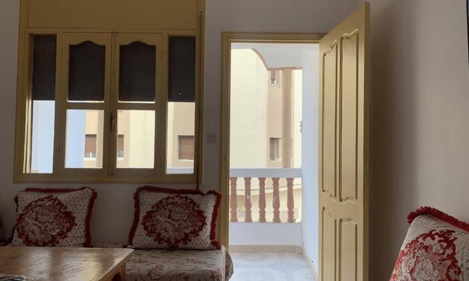 Beni Ansar Apartment | شقة مفروشة One-Bedroom Apartment