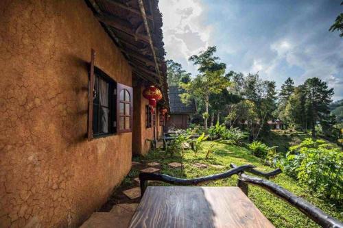 Mok Cham Pae Resort | ยูนานรักไทย รีสอร์ต
