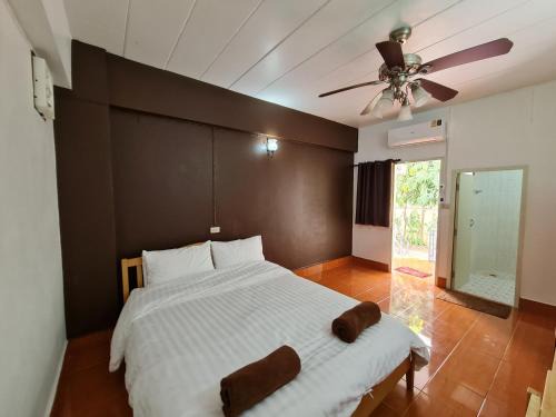 Khu Khot Apartment | ศิริภูมิอพาร์ทเม้น ลำลูกกา ซอย9