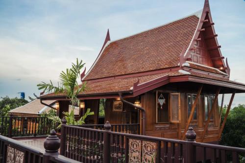 Bueng Kum House | เรือนไทยพราวพิมาน Proudpiman Thai House