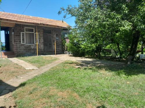 Kobuleti House | აგარაკი ციხისძირში - Country House in Tsikhisdziri