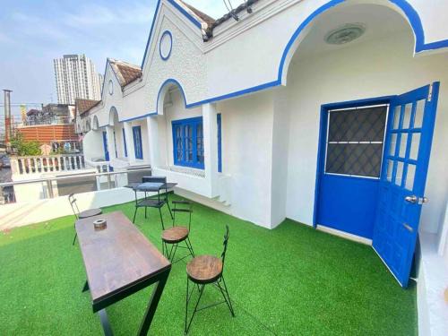 Ratchadaphisek Villa | 曼谷市中心/Rama9/Huai khwang/6卧室花园泳池别墅