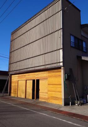 Fujisato-machi Apartment | 白神山地の麓でヤギのいるゲストハウス あわじ商店