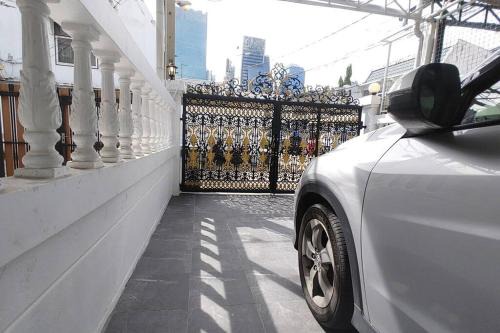 Ratchadaphisek House | 繁华与幽静的联排别墅 近帕蓝9,拉猜达地铁站,订5晚免费接机一趟