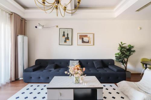 Yuzhong Apartment | 重庆云邸-江景格调公寓