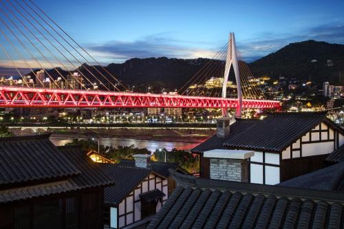 Yuzhong Villa | 重庆山南雨江景别墅酒店