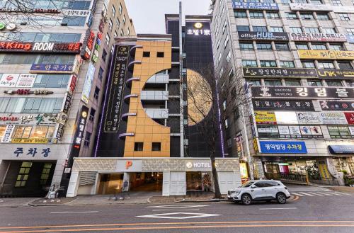 Yeongtong-gu Hotel | 호텔 1가