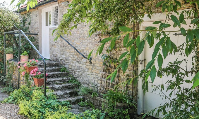 Pilton Cottage | 0 bedroom accommodation in Pilton, near Glastonbury