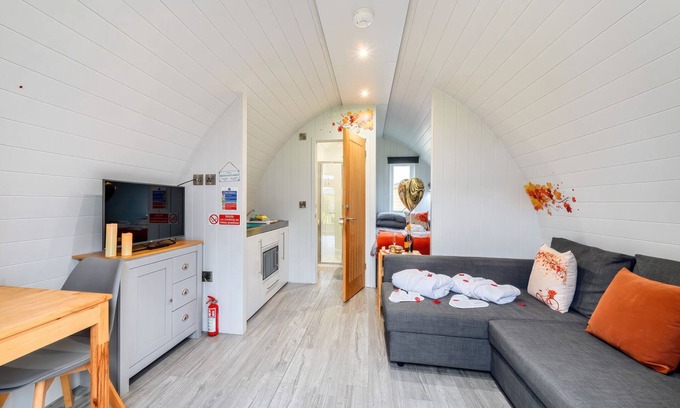 Coleford Cottage | 0 bedroom accommodation in Pershore