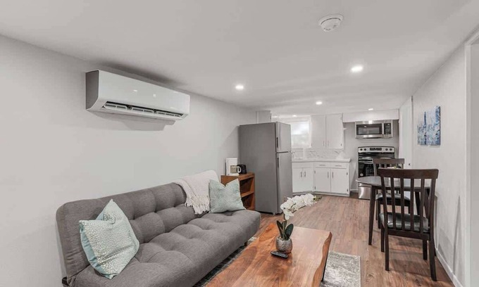 Wichita Falls House | 1 Bed House in Wichita Falls
