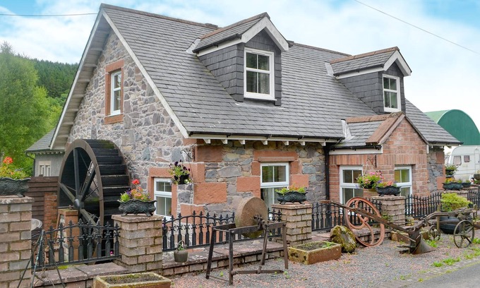 Newbridge Cottage | 1 bedroom accommodation in Glenmidge, Auldgirth, near Dumfries