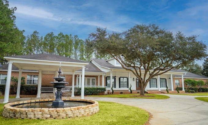 Union Church Apartment | 1 Bedroom Apartment at Oak + Fountain - #3
