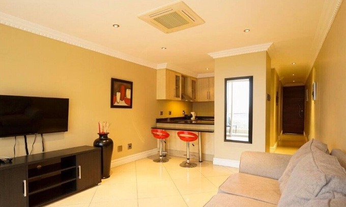 Durban Apartment | 1 Bedroom Beach Apartment Ushaka Durban