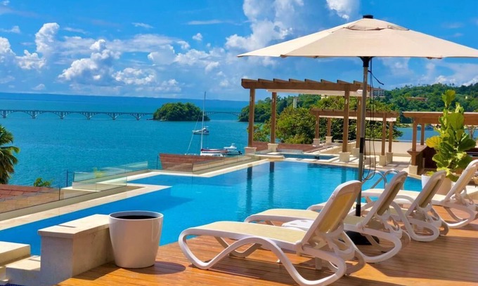 Samana Apartment | 1 bedroom condo with big balcony in hacienda samana bay.
