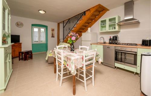 Cokuni House | 1 Bedroom Cozy Home In Krnica