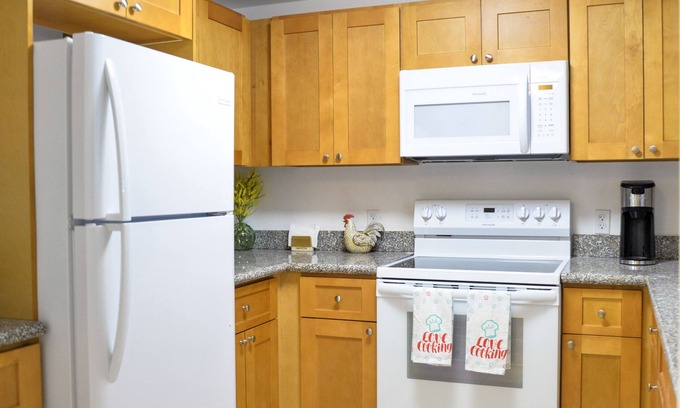 East Little Havana Apartment | 1 bedroom rental unit Little Havana free parking