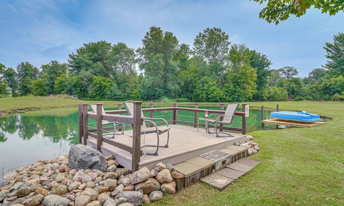 Lexington Apartment | 1 Block to Lake Huron: Pet-Friendly Apt w/Kayaks