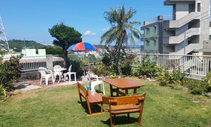 Maehara House | 1 house with garden and car height /Uruma Okinawa