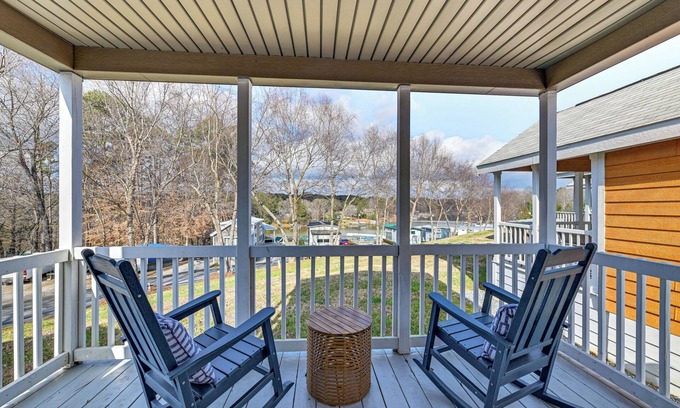 Sherrills Ford House | < 1 Mi to Lake Norman Marina: Home w/Pool Access