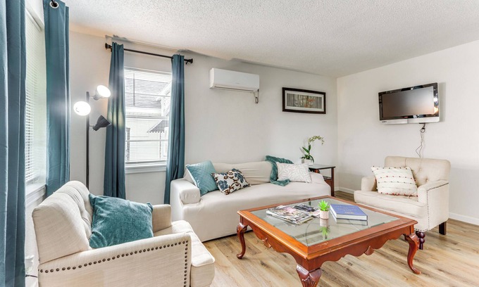 Joplin House | 1 Mi to Main St Joplin: Cozy Home w/Shared Yard!