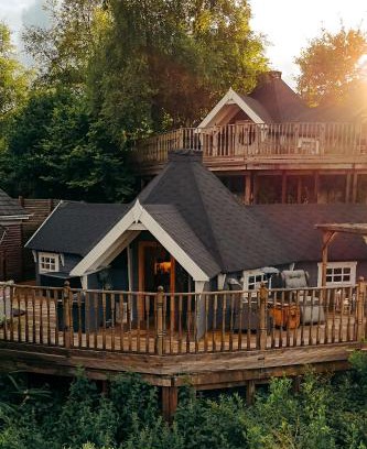 Pontsticill House | 1 Scenic hideaway, Alfresco Bath, Stunning Valley View