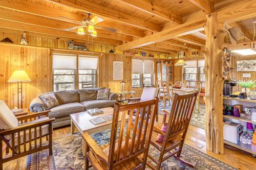 Tuskahoma House | 10 Mi to Sardis Lake Home with Grill in Tuskahoma