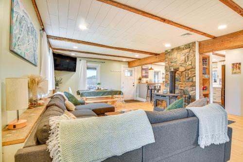 Rumford Point House | 10 Mi to Skiing Historic Farmhouse in Maine!